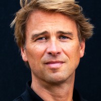 Niels De Vries Humèl