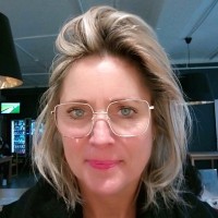 Nadine De Vries
