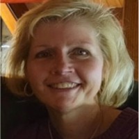 Clare Macchia