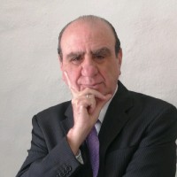 ARMANDO LEÑERO