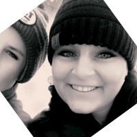 Nikki Email Email