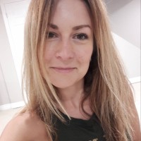 Julia Deruiter
