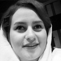 Mona Nobari