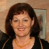 Dr. Heidi Bernhart