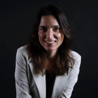 Valéria Barini De Santis