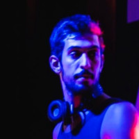 Manos Psaridis