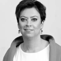 Agnieszka Alborzpour