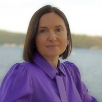 Dina G.