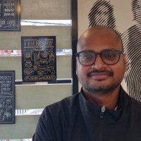 Komal V Anand Grandhi