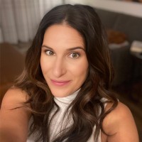 Shannon Lutz