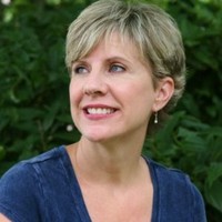 Suzanne James