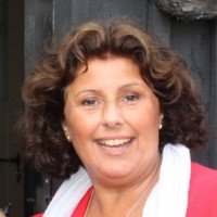 Miriam Adams