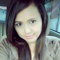 Novelia cola