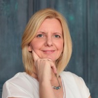 Zsuzsa Takács
