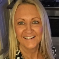 Lesley Hayes