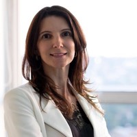 Fernanda B.