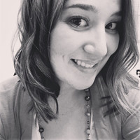 Loretta Lucas Hoyer, Maed