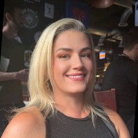 Nicole W.