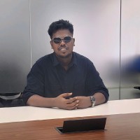 Kaviyarasan L