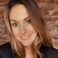 Holly Robbins