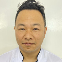 Tek Gurung