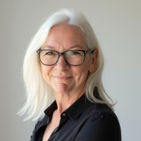 Darlene Hutton