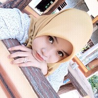 Tri Ratna P.