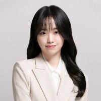 Sunghyun (Hayley) Kwon