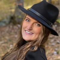 Danielle Schuster