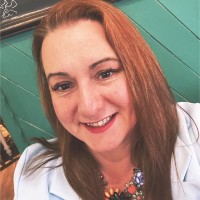 Claire Greaves