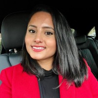 Dee Kaur