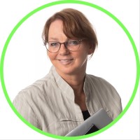 Yvonne Serré