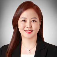 Lena K.