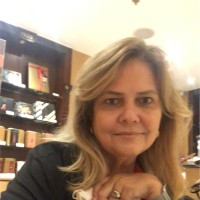 Adriana Oliveira