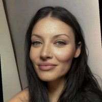 Nadia pisani