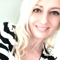 Karin Tomanova