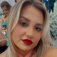 Gabriela Lobato