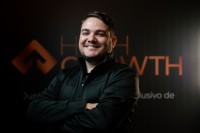 Carlos Eduardo