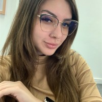 Stefanie Santos