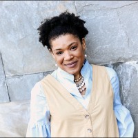 Nyime Gilchrist, Mba
