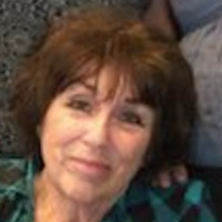 Helen Chaest
