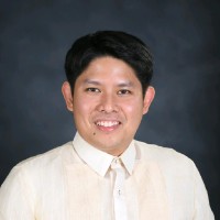 Dennis Leveriza