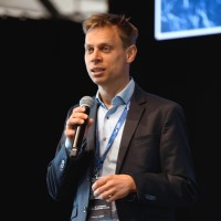 Dennis Büchner