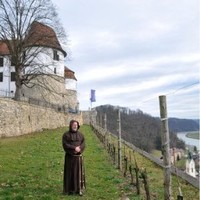 Out of digital noise LARP