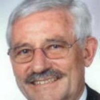 Manfred Schröder