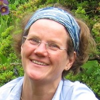 Mirabelle Viviana Scott