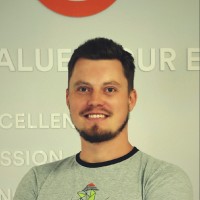 Artem Ponezhenko