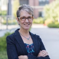 Lisa Andrews