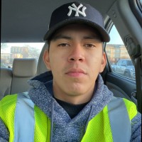 Jhonaiker E. Flores Becerra