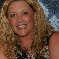Debi Thompson